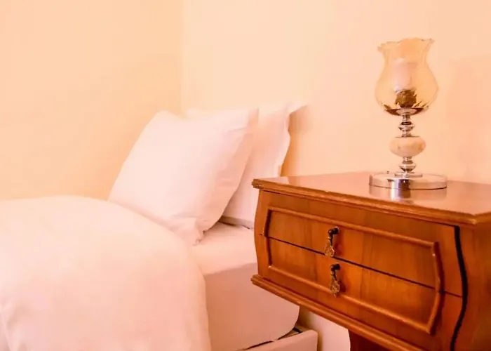 Charming Sea View House In Appartement *