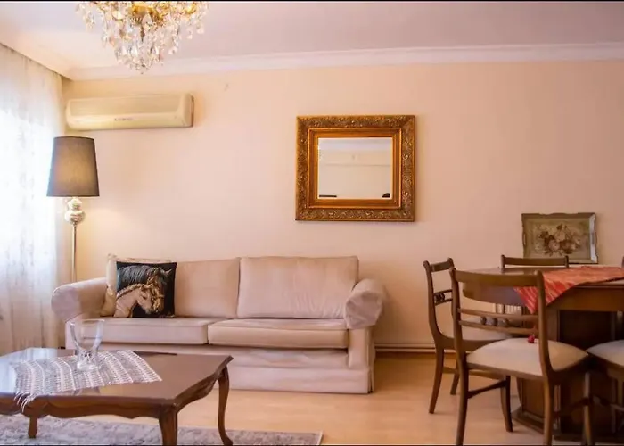 Charming Sea View House In *