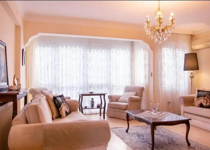 Charming Sea View House In Appartement