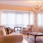 Charming Sea View House In Appartement